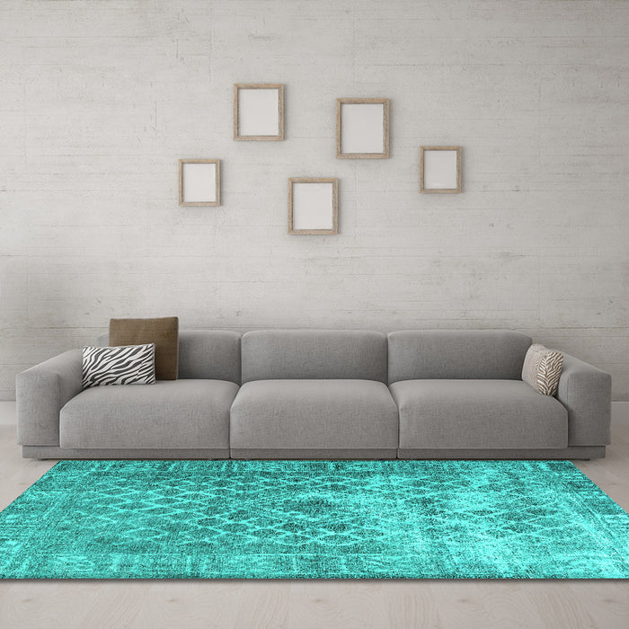 Machine Washable Persian Turquoise Traditional Area Rugs in a Living Room,, wshtr3367turq