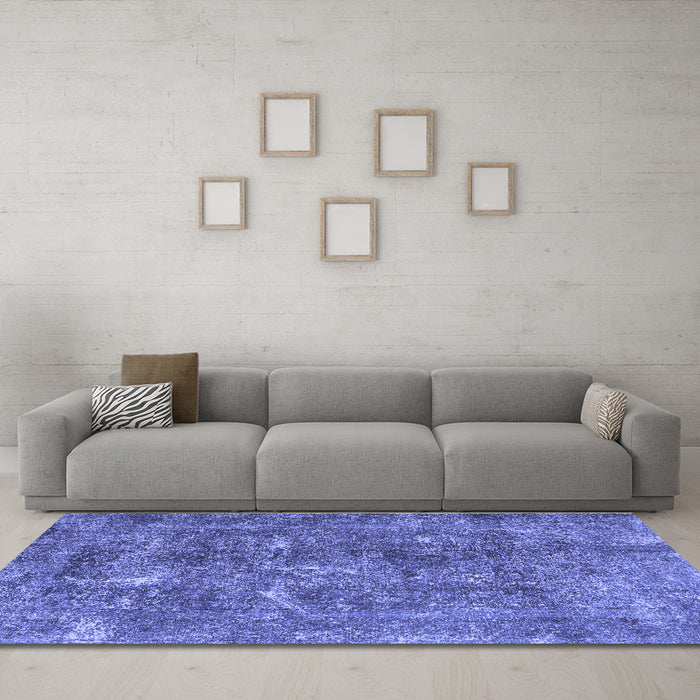 Machine Washable Persian Blue Traditional Rug in a Living Room, wshtr3368blu