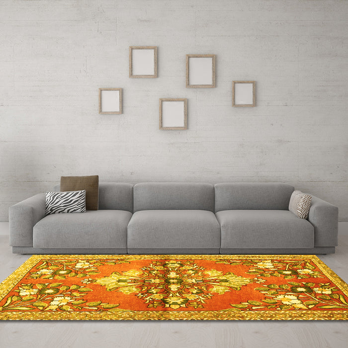 Machine Washable Animal Yellow Traditional Rug in a Living Room, wshtr3370yw