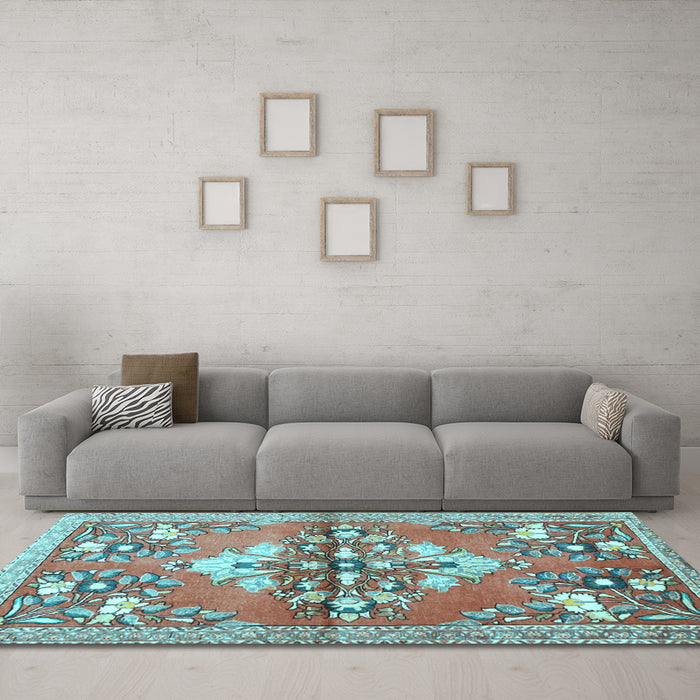 Machine Washable Animal Light Blue Traditional Rug in a Living Room, wshtr3370lblu