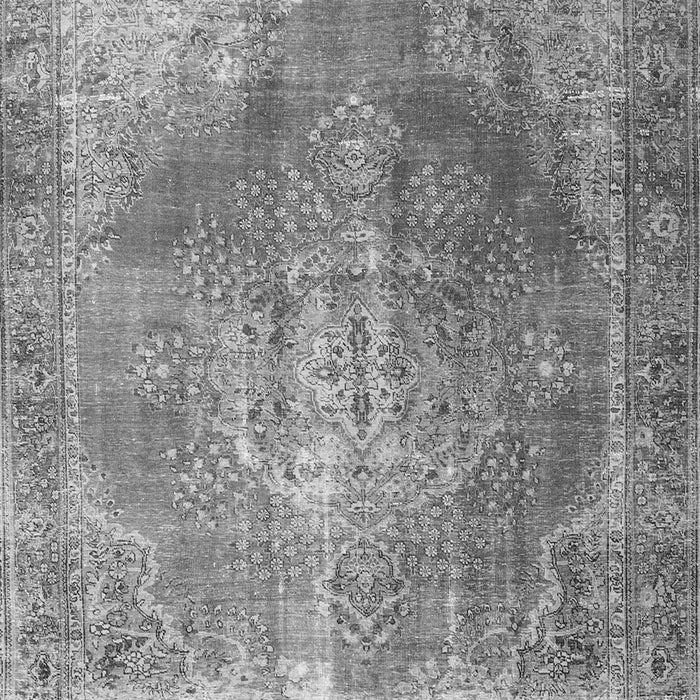 Serging Thickness of Machine Washable Persian Gray Traditional Rug, wshtr3373gry