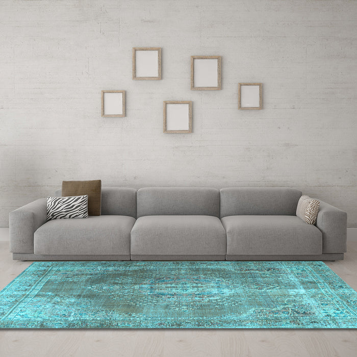 Machine Washable Persian Light Blue Traditional Rug in a Living Room, wshtr3373lblu