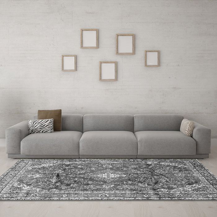 Machine Washable Persian Gray Traditional Rug in a Living Room,, wshtr3374gry