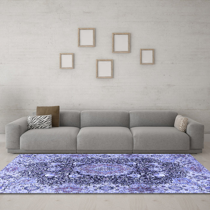 Machine Washable Persian Blue Traditional Rug in a Living Room, wshtr3376blu