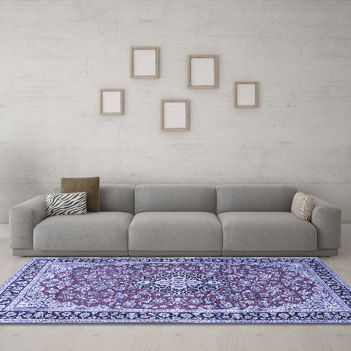 Machine Washable Medallion Blue Traditional Rug in a Living Room, wshtr3379blu