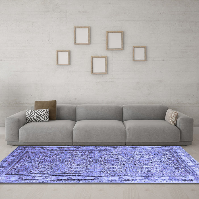 Machine Washable Persian Blue Traditional Rug in a Living Room, wshtr337blu