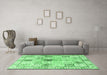 Machine Washable Persian Emerald Green Traditional Area Rugs in a Living Room,, wshtr3380emgrn