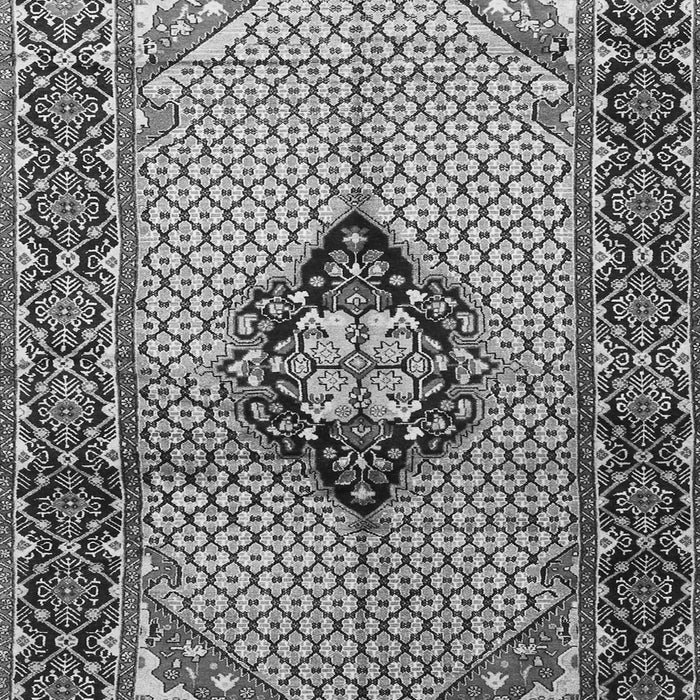 Serging Thickness of Machine Washable Persian Gray Traditional Rug, wshtr3382gry