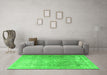 Machine Washable Persian Green Traditional Area Rugs in a Living Room,, wshtr3384grn