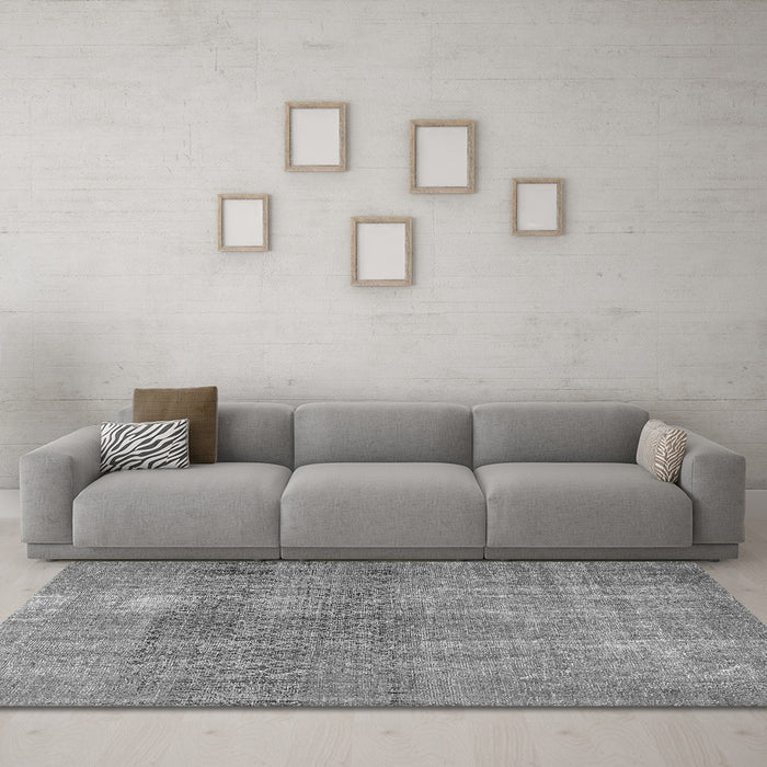 Machine Washable Persian Gray Traditional Rug in a Living Room,, wshtr3388gry