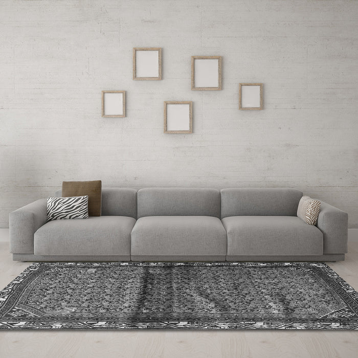 Machine Washable Persian Gray Traditional Rug in a Living Room,, wshtr3389gry