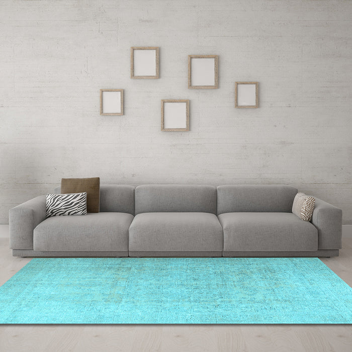 Machine Washable Persian Light Blue Traditional Rug in a Living Room, wshtr3392lblu