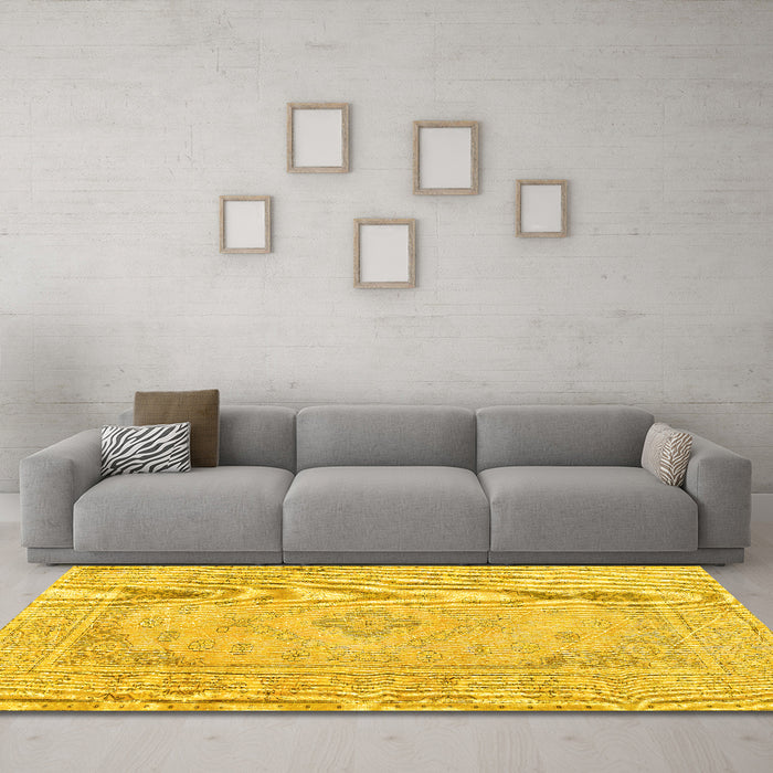 Machine Washable Persian Yellow Traditional Rug in a Living Room, wshtr339yw