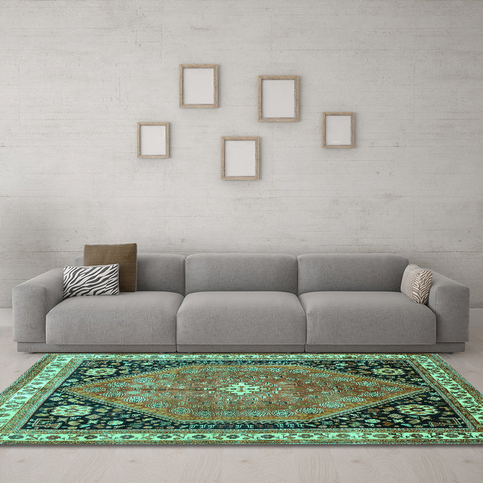 Machine Washable Persian Turquoise Traditional Area Rugs in a Living Room,, wshtr33turq