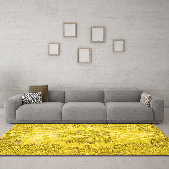 Machine Washable Persian Yellow Traditional Rug in a Living Room, wshtr3403yw