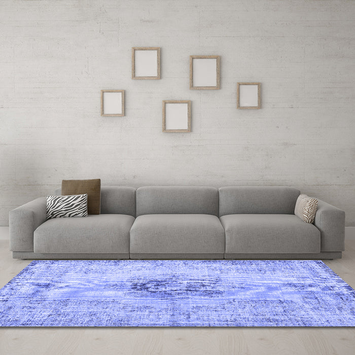 Machine Washable Persian Blue Traditional Rug in a Living Room, wshtr3404blu