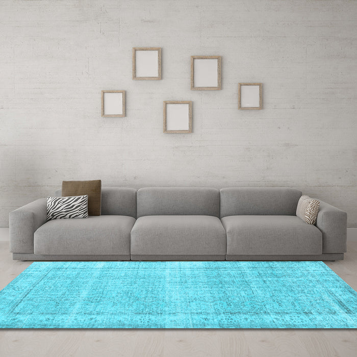 Machine Washable Persian Light Blue Traditional Rug in a Living Room, wshtr3408lblu