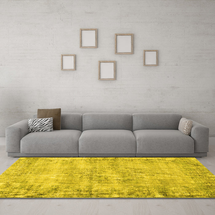 Machine Washable Persian Yellow Traditional Rug in a Living Room, wshtr3409yw