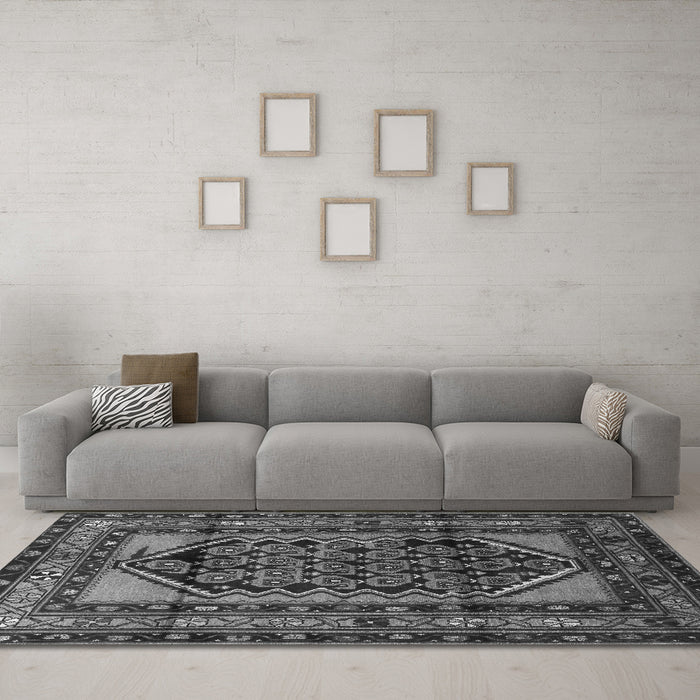 Machine Washable Persian Gray Traditional Rug in a Living Room,, wshtr3410gry