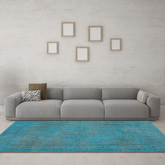 Machine Washable Persian Light Blue Traditional Rug in a Living Room, wshtr3411lblu