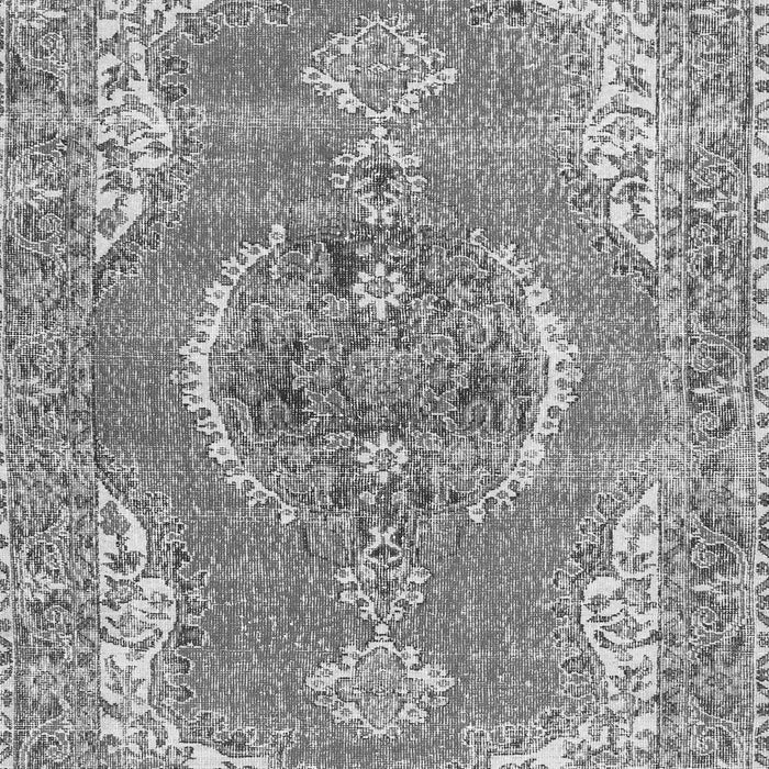 Serging Thickness of Machine Washable Persian Gray Traditional Rug, wshtr3413gry
