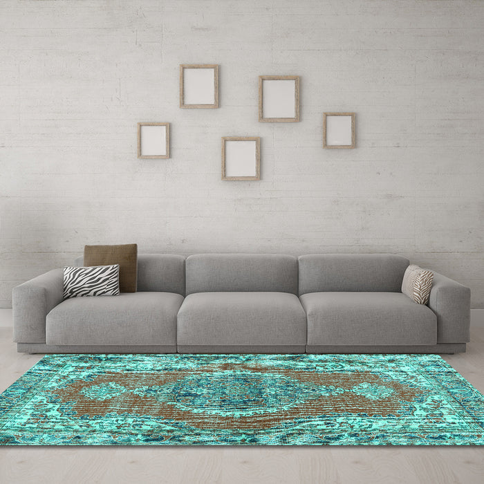 Machine Washable Persian Turquoise Traditional Area Rugs in a Living Room,, wshtr3413turq