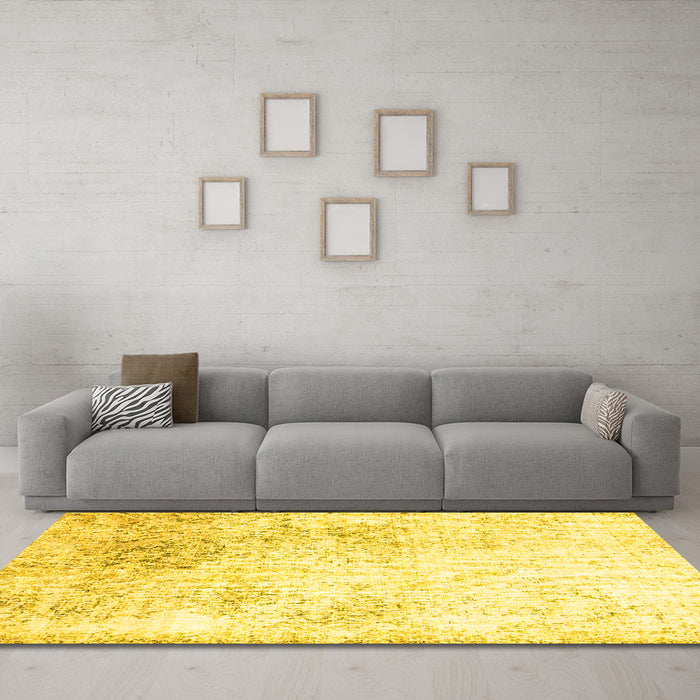 Machine Washable Persian Yellow Traditional Rug in a Living Room, wshtr3417yw