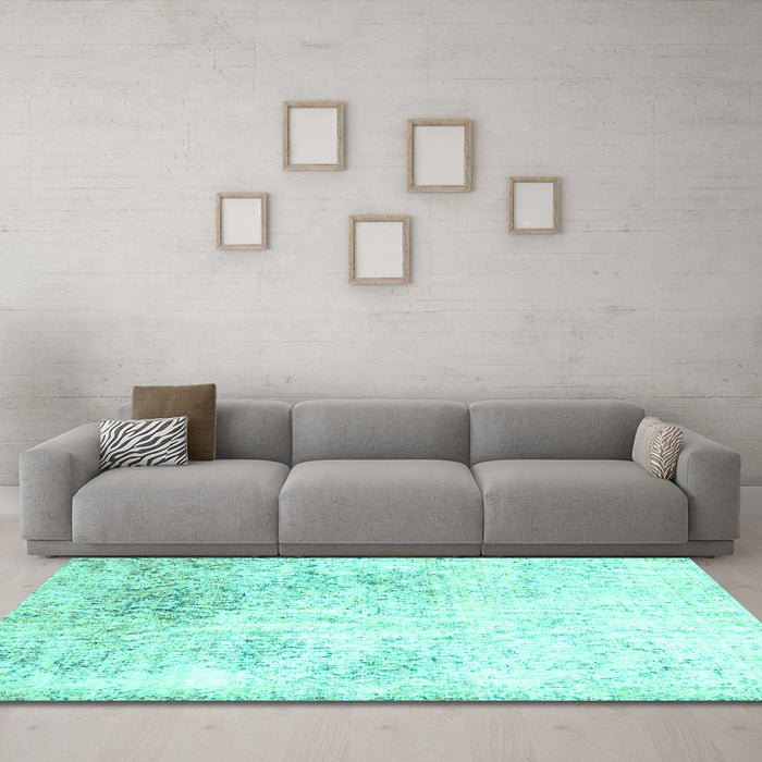 Machine Washable Persian Turquoise Traditional Area Rugs in a Living Room,, wshtr3417turq