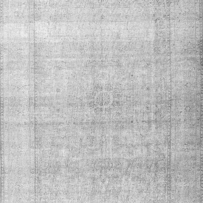 Serging Thickness of Machine Washable Persian Gray Traditional Rug, wshtr3418gry