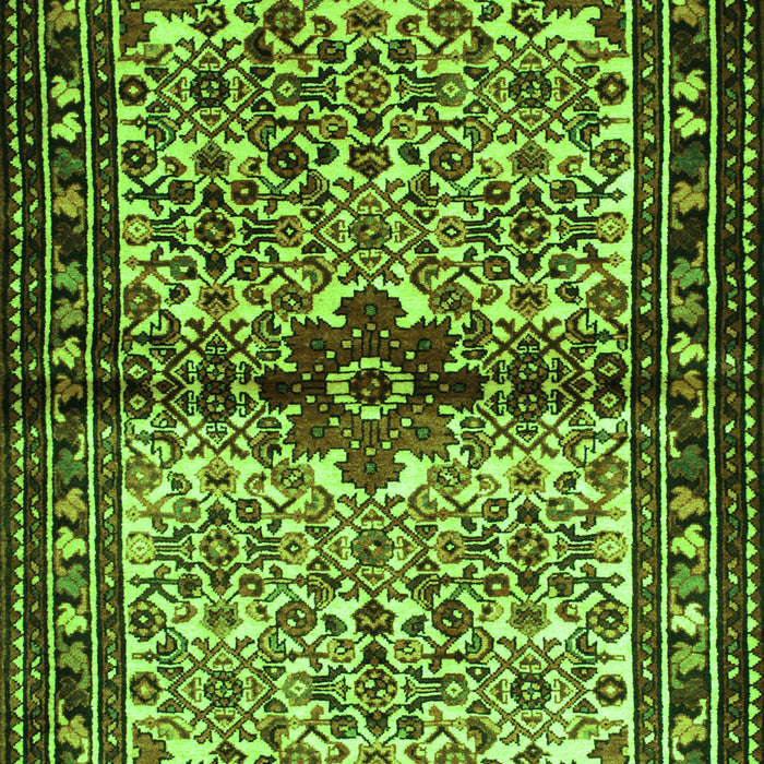 Serging Thickness of Machine Washable Persian Green Traditional Area Rugs, wshtr341grn
