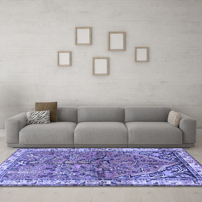 Machine Washable Animal Blue Traditional Rug in a Living Room, wshtr3424blu