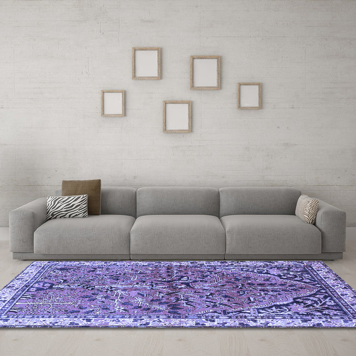 Machine Washable Animal Blue Traditional Rug in a Living Room, wshtr3425blu