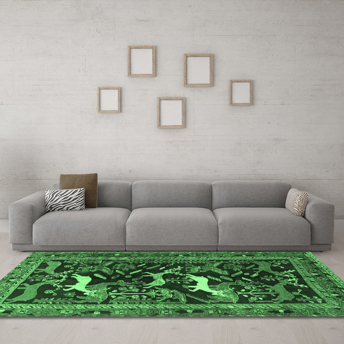 Machine Washable Animal Emerald Green Traditional Area Rugs in a Living Room,, wshtr3426emgrn