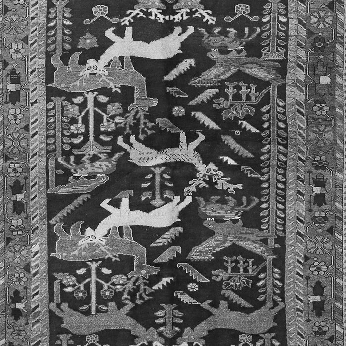 Serging Thickness of Machine Washable Animal Gray Traditional Rug, wshtr3426gry