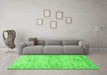 Machine Washable Persian Green Traditional Area Rugs in a Living Room,, wshtr3427grn