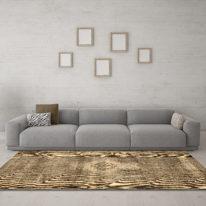 Machine Washable Persian Brown Traditional Rug in a Living Room,, wshtr3428brn