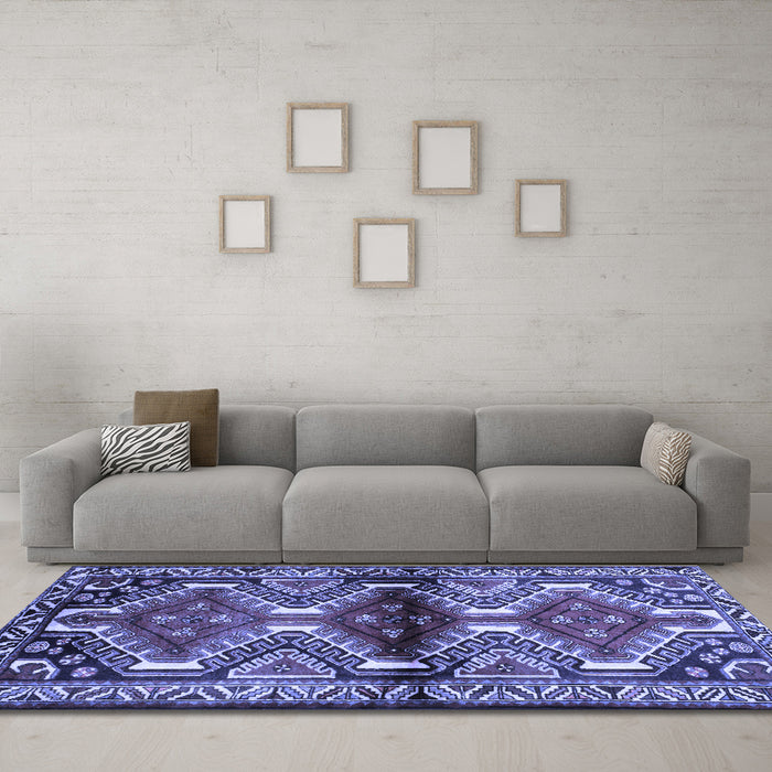 Machine Washable Persian Blue Traditional Rug in a Living Room, wshtr342blu