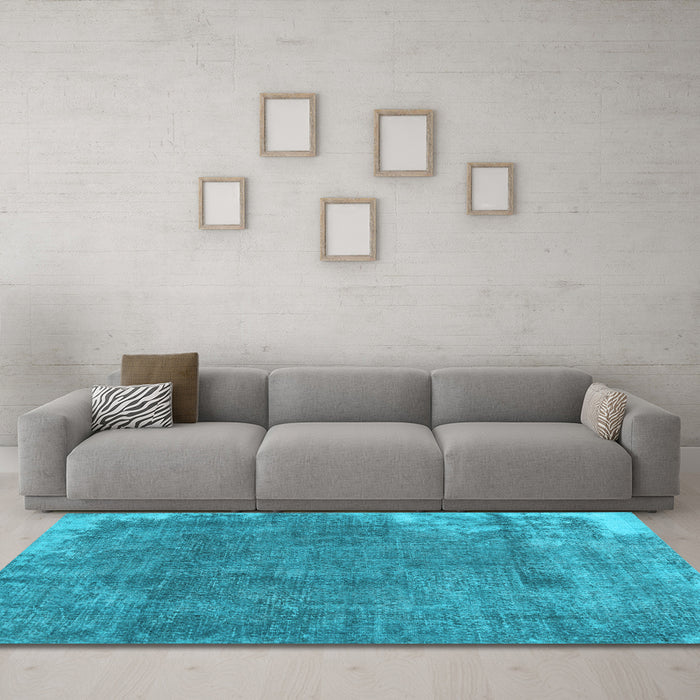 Machine Washable Persian Light Blue Traditional Rug in a Living Room, wshtr3430lblu