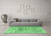 Machine Washable Animal Emerald Green Traditional Area Rugs in a Living Room,, wshtr3431emgrn