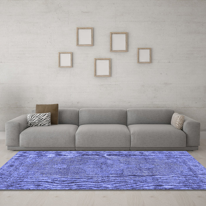 Machine Washable Persian Blue Traditional Rug in a Living Room, wshtr3433blu