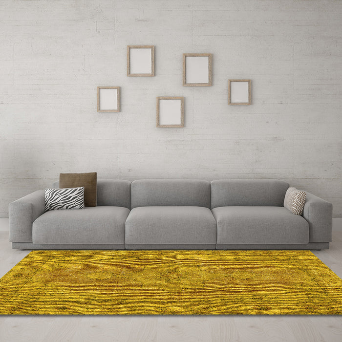 Machine Washable Persian Yellow Traditional Rug in a Living Room, wshtr3433yw