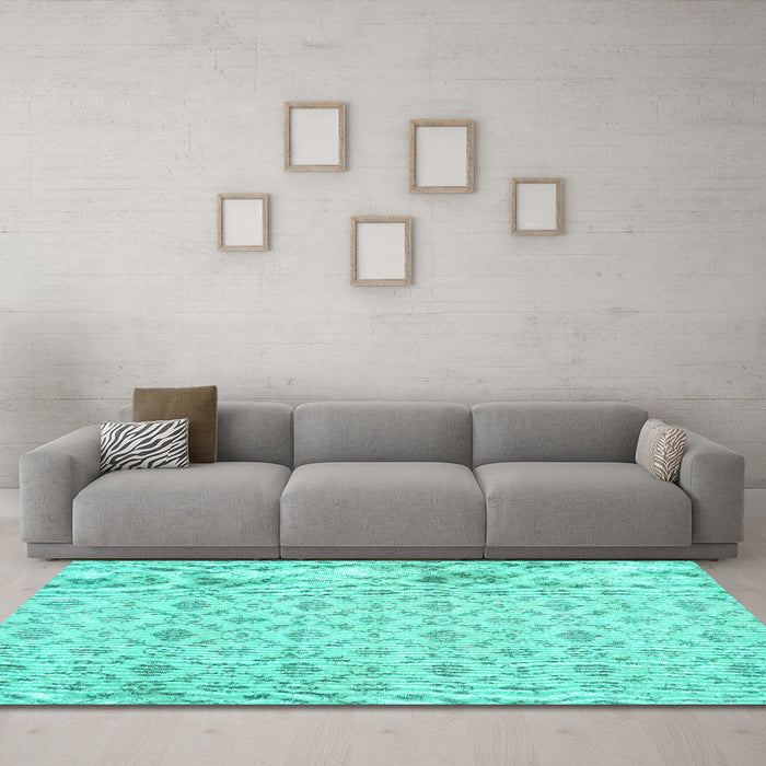 Machine Washable Persian Turquoise Traditional Area Rugs in a Living Room,, wshtr3435turq