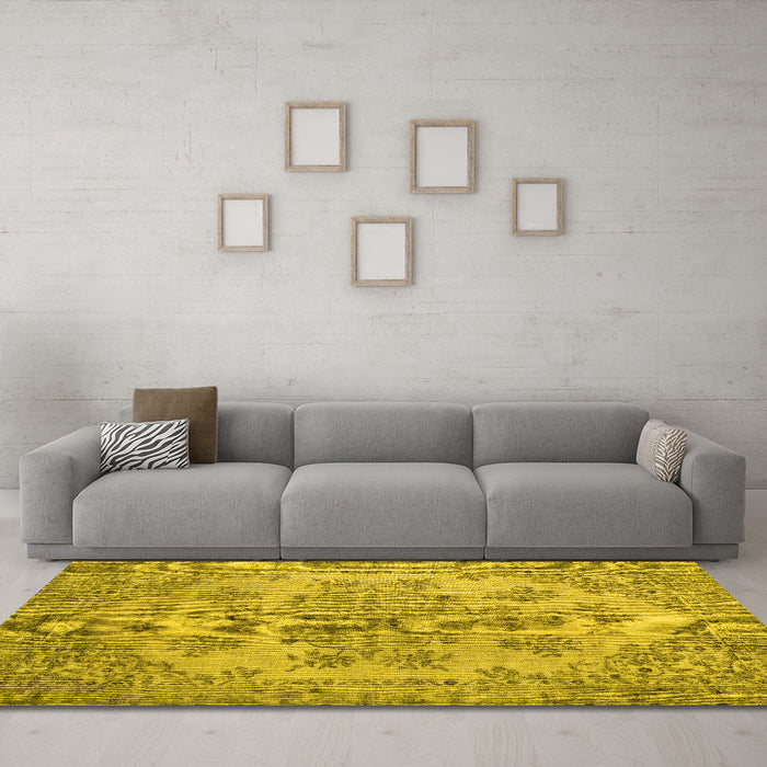 Machine Washable Persian Yellow Traditional Rug in a Living Room, wshtr3437yw
