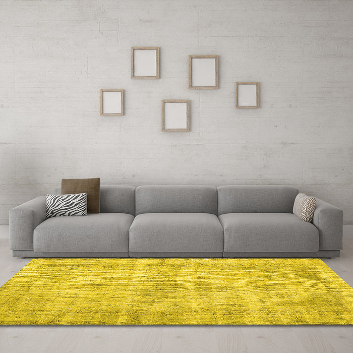 Machine Washable Persian Yellow Traditional Rug in a Living Room, wshtr3440yw
