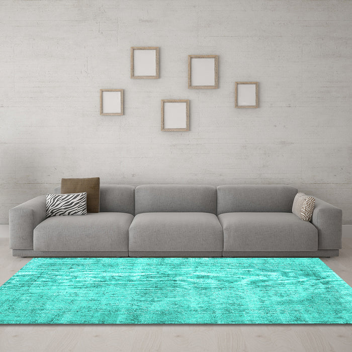 Machine Washable Persian Turquoise Traditional Area Rugs in a Living Room,, wshtr3440turq