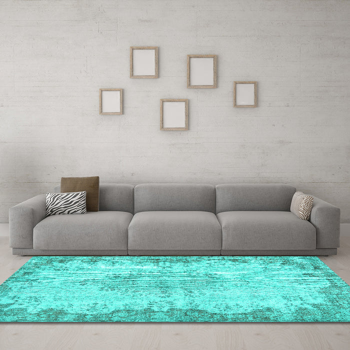 Machine Washable Persian Turquoise Traditional Area Rugs in a Living Room,, wshtr3441turq