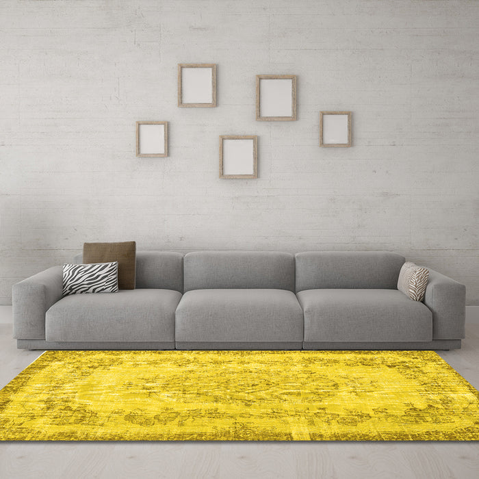 Machine Washable Persian Yellow Traditional Rug in a Living Room, wshtr3442yw