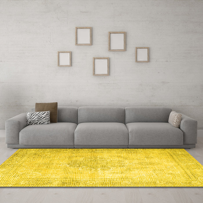 Machine Washable Persian Yellow Traditional Rug in a Living Room, wshtr3444yw