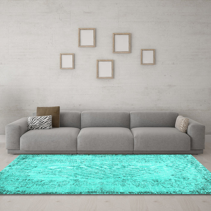 Machine Washable Persian Turquoise Traditional Area Rugs in a Living Room,, wshtr3447turq