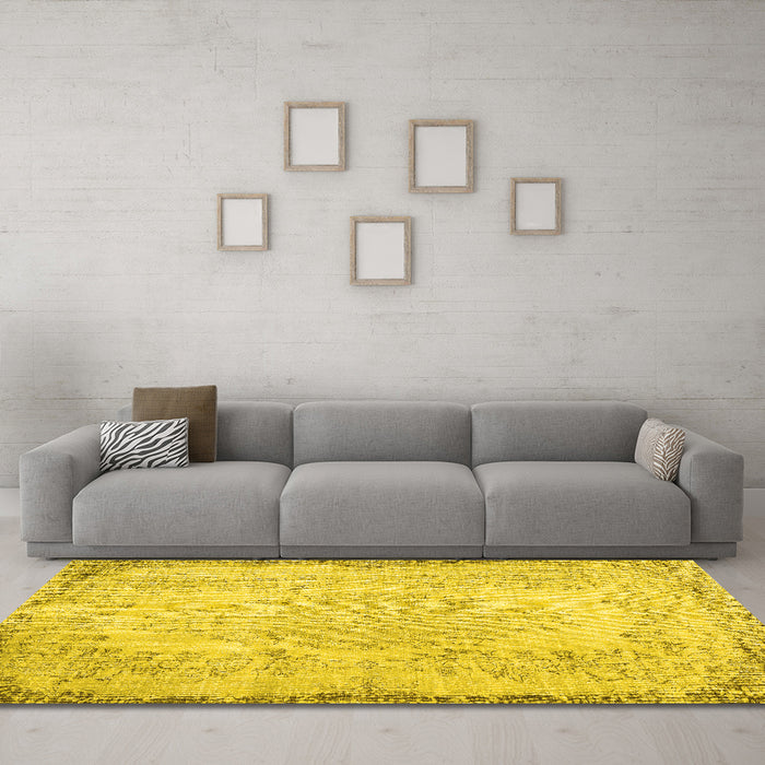 Machine Washable Persian Yellow Traditional Rug in a Living Room, wshtr3447yw